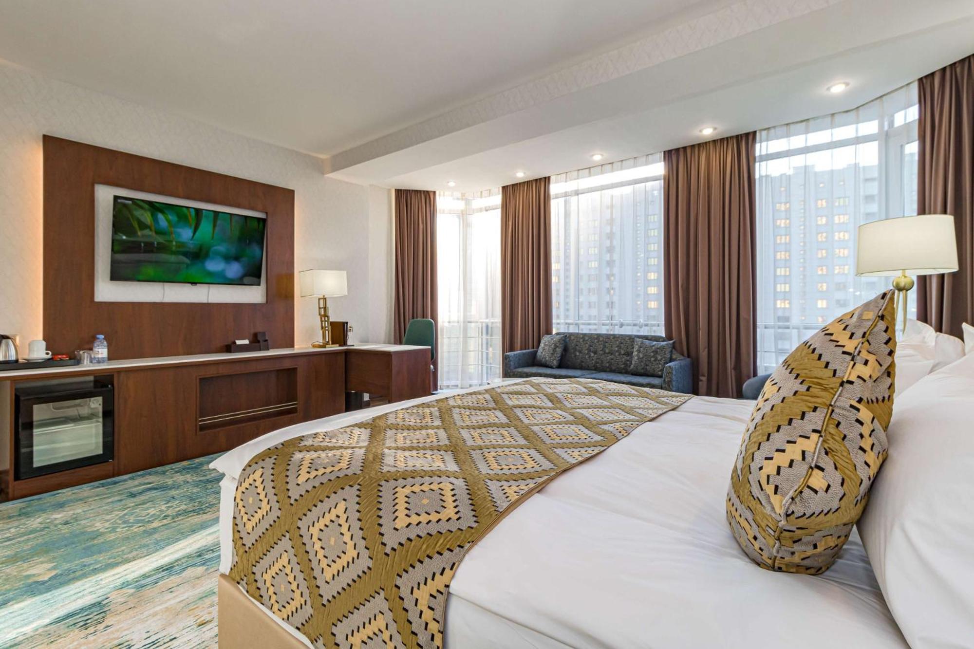 Best Western Plus Astana Hotel Exterior foto